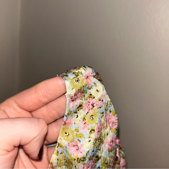 ASTR the Label Floral Long Sleeve Cutout Back Blouse - Picture 4 of 5